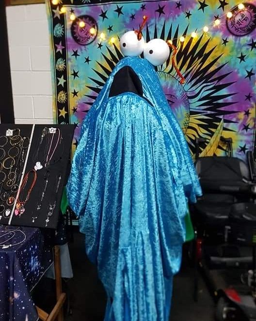 Spicey_Spiney's tweet photo. On this day 4yrs ago I was at #Solarsphere festival dressed as a #YipYip from #SesameStreet I made the costume myself 😂 #YipYipYipYipYip https://t.co/1oTi9slc6Y