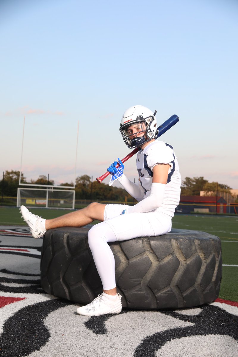 mason_sessoms1's tweet photo. @BowieHighFB Media Day https://t.co/Ltk1bctRf3