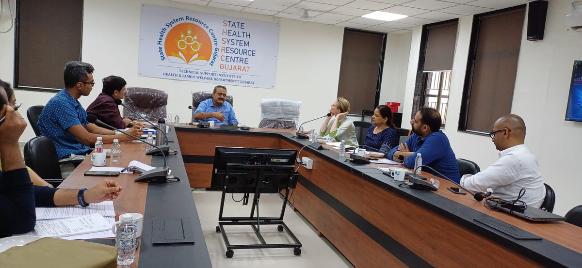 ShsrcGujarat's tweet photo. UNICEF delegation visited SHSRC Gujarat and @amimkadri, Executive Director, SHSRC - Gujarat gave comprehensive understanding of organizational vision, mission, ongoing initiatives. The team appreciated the work and showed their support, and interest in future collaborations. https://t.co/w0WKL8G7DU