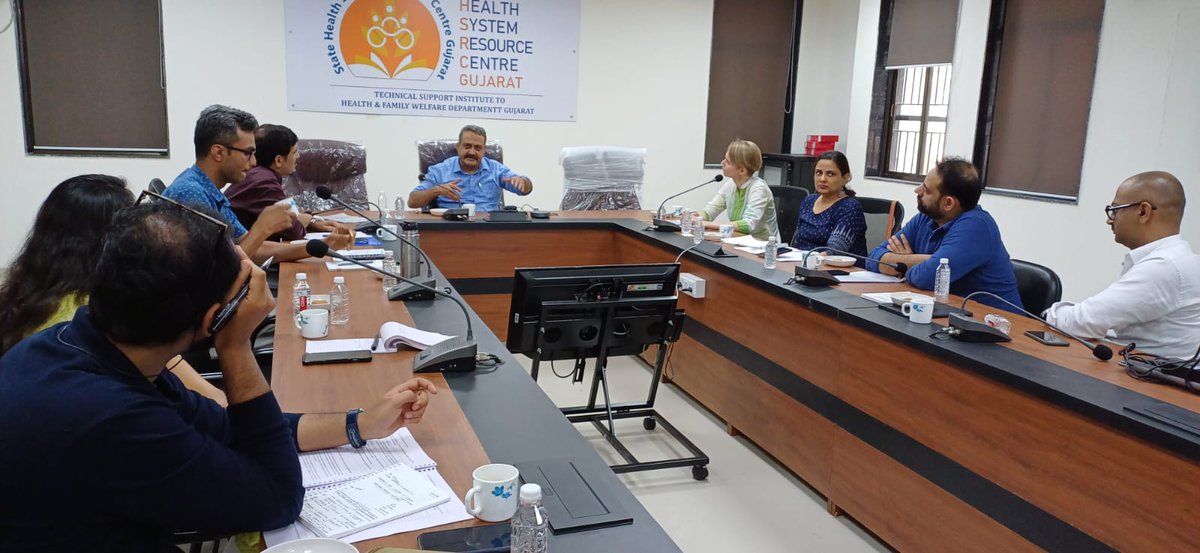 ShsrcGujarat's tweet photo. UNICEF delegation visited SHSRC Gujarat and @amimkadri, Executive Director, SHSRC - Gujarat gave comprehensive understanding of organizational vision, mission, ongoing initiatives. The team appreciated the work and showed their support, and interest in future collaborations. https://t.co/w0WKL8G7DU