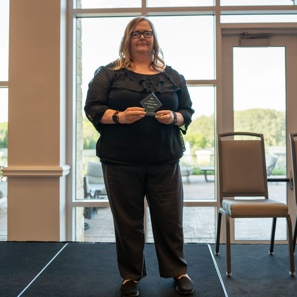 ESCRegion11's tweet photo. Congratulations to our Connecting Students to the Community Essay Winners from last week's Teacher of the Year Ceremony! https://t.co/646tbNNM8E.

Connecting Students to the Community Essay Winners:
• Elementary – Tammy Rainey, @decaturisd
• Secondary – Sarah Milosh, @azleisd https://t.co/zLuz5viGFV