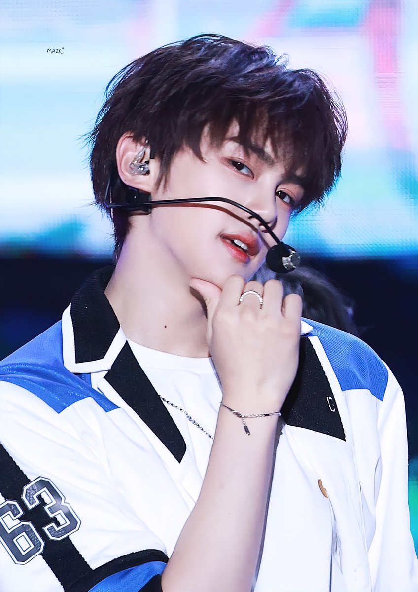 maze0830's tweet photo. 230807 HQ

#김규빈 #KIMGYUVIN #제베원
#제로베이스원 #ZEROBASEONE #ZB1 https://t.co/Ad91cwzksB