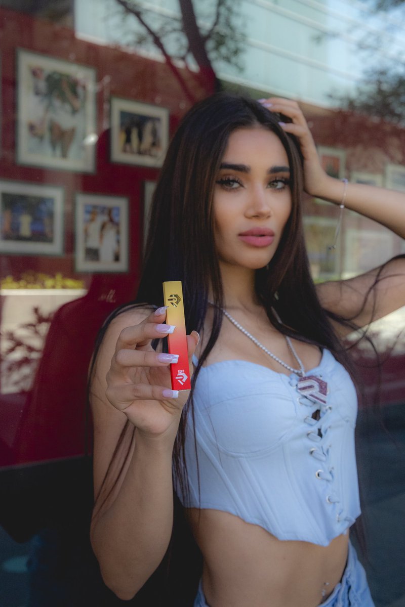 rubywayallday's tweet photo. Find some shade, stay cool, stay hydrated, and best of allโฆ stay high๐ฎโ๐จ๐ #summer #rubywayallday https://t.co/ULjjZntTob