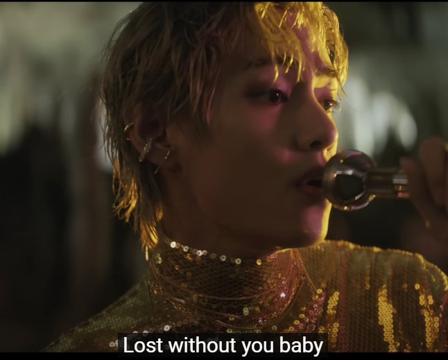 dailyjmthv's tweet photo. “lost in                                 “lost without 
the light ”                                you baby” https://t.co/6jFZRPMoch