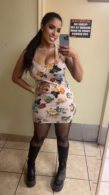 Love yours 💋 https://t.co/j75nuWg2ju