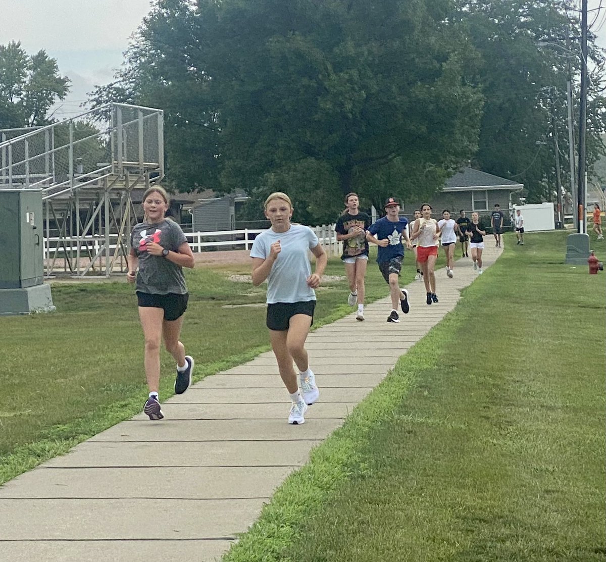 sblmsxc's tweet photo. Day 2 of middle school running camp at SBL. Way to crush it, Warriors! https://t.co/s1TtSLKhMY