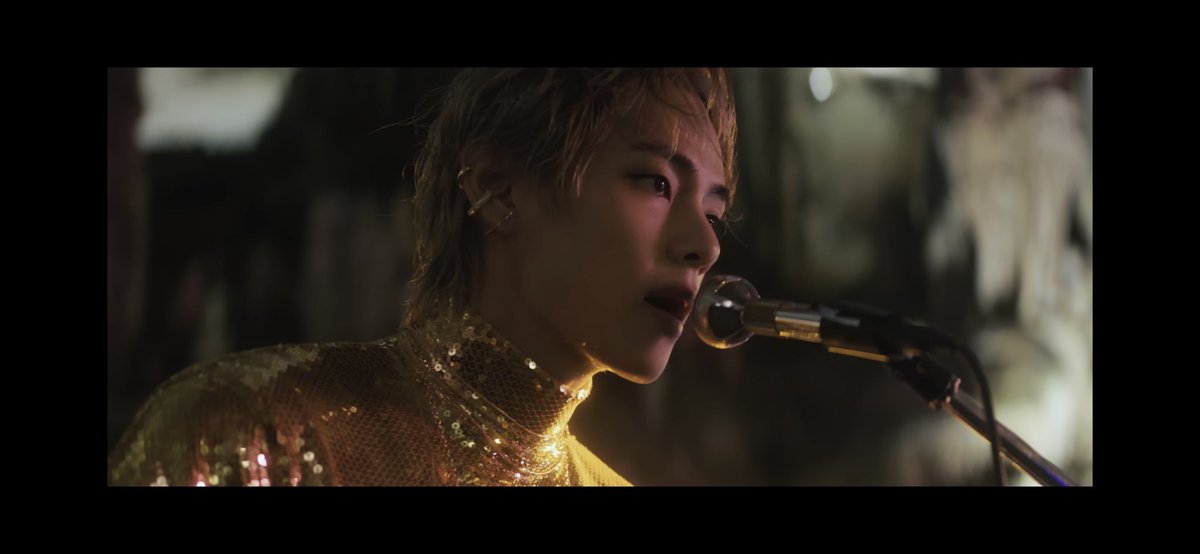 jin77r's tweet photo. Like CrazyもSevenもめちゃくちゃ聞いてるけどまたループ曲増えた
てか多分みんな言うけど顔がいいとｷﾝｷﾗｷﾝでも気になんないのマジすごいよ https://t.co/RhTQ7pECyZ
