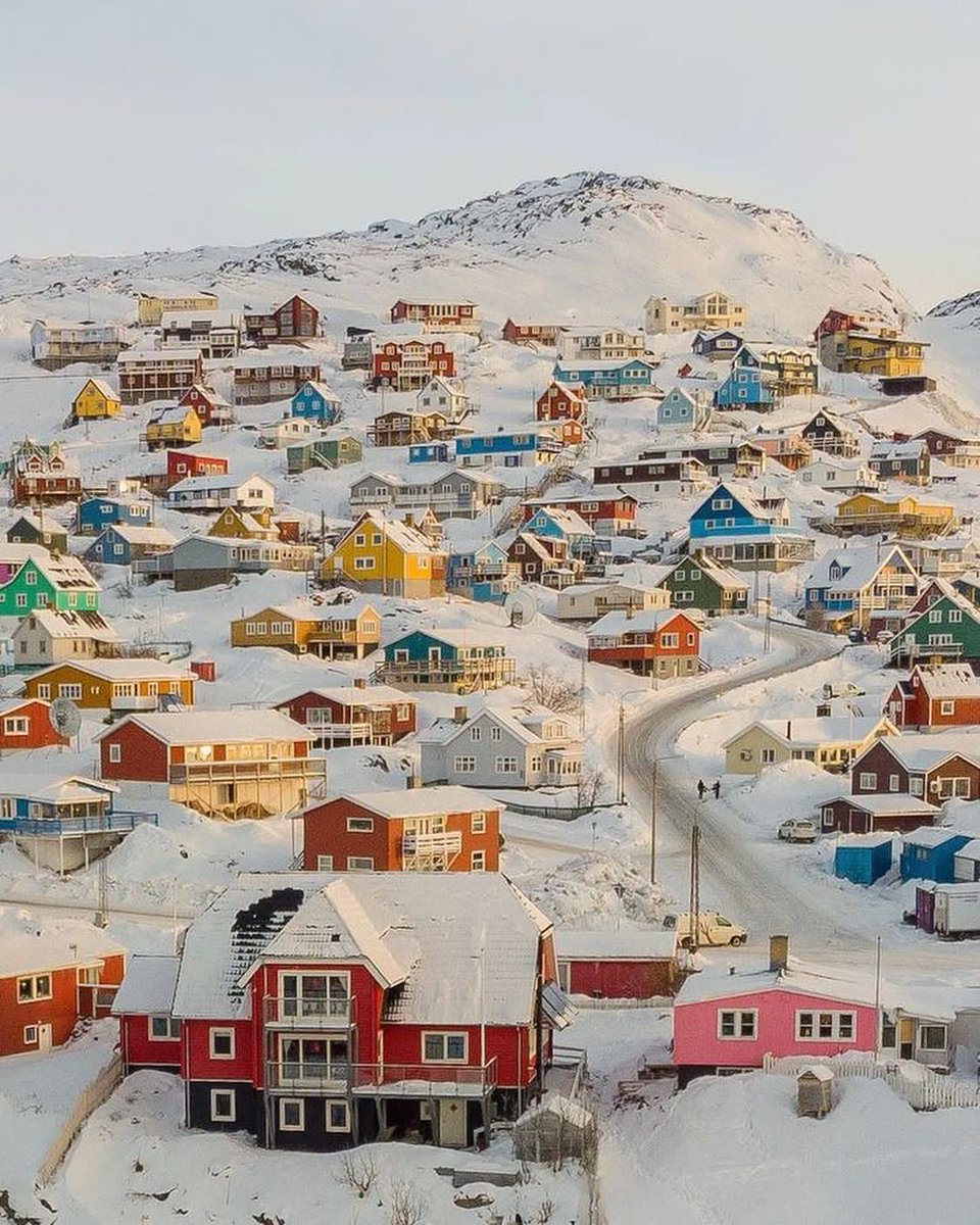TheVacationator's tweet photo. Greenland 🇬🇱 https://t.co/NBw7ZifPXv