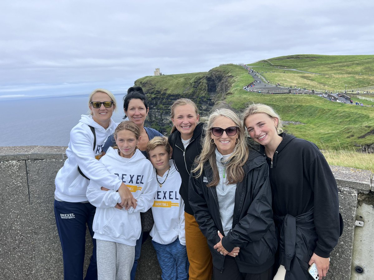 Amy Mallon tweet media