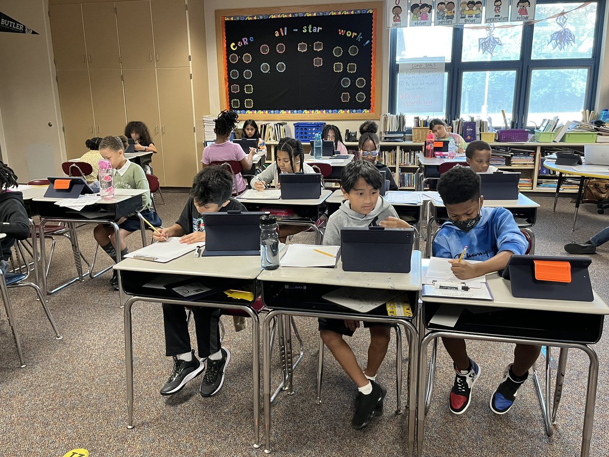 4th graders <a href="/LibertyParkElem/">Liberty ParkPatriots</a> are having a productive morning. Ss were reviewing math skills, showing CORE procedures, and solving problems on their NWEA Math Growth assessment.  Fantastic work!! <a href="/msdwarren/">MSD of Warren Township</a> #WarrenWill