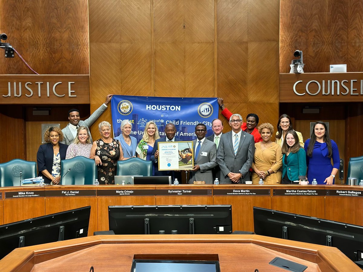 Today during #houcouncil and in advance of International Youth Day, the City of Houston in partnership with @UNICEFUSA was proud to announce it has officially become the first Child Friendly City in the nation joining global entities in over 40 countries and 3,500 municipalities.