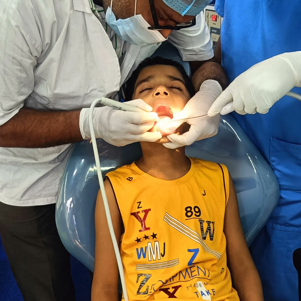 NazimKh62319731's tweet image. Garden Reach Rehabilitation canducted 2nd day Dental checkup camp for #childrenwithdisability .The main objective of the camp is to provide basic dental health education to the school children and motivate dental hygiene maintenance.