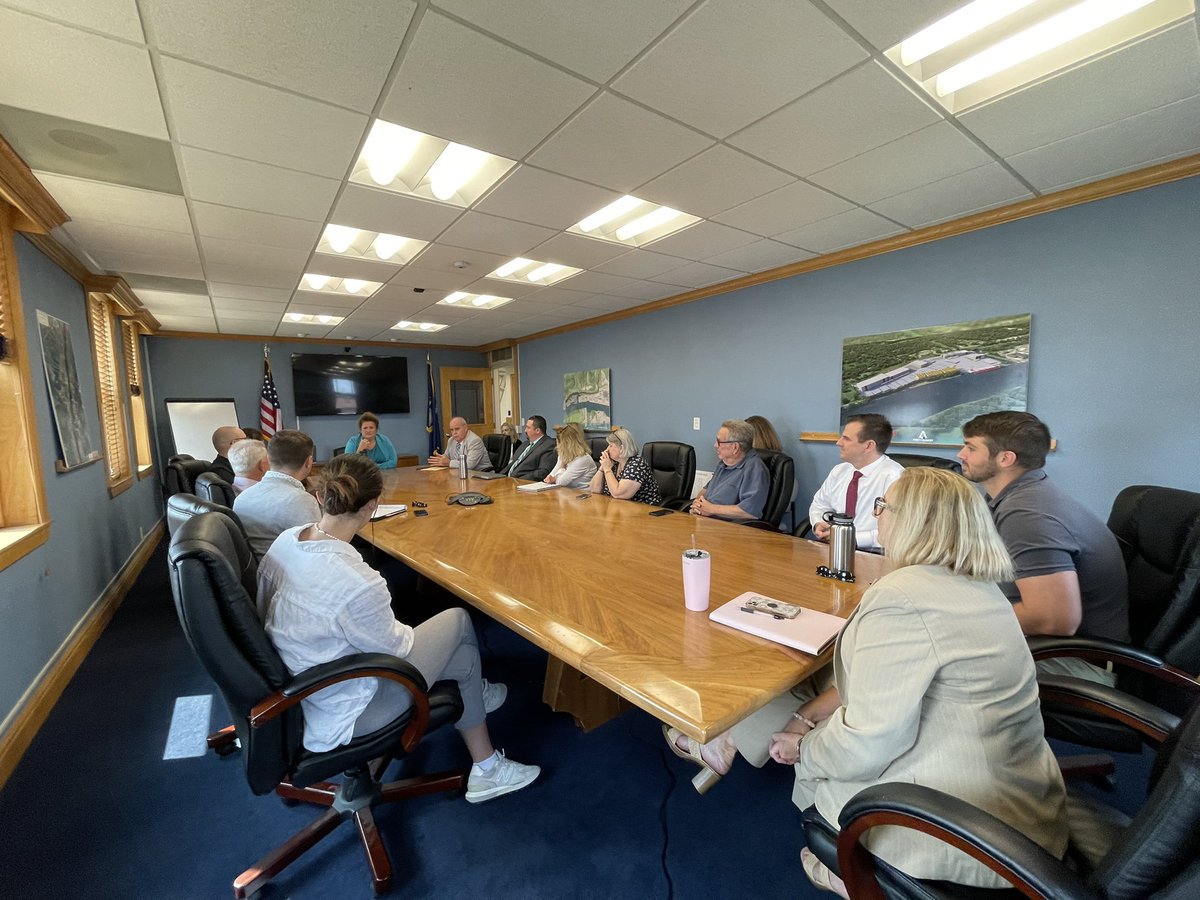 <a href="/ACE_newyork/">ACE NY</a> and <a href="/NYOffshoreWind/">NYOWA</a> are at the <a href="/PortofAlbany/">Port of Albany</a> taking a tour of the facilities and seeing the vision for what will be a great asset to the #offshorewind industry!