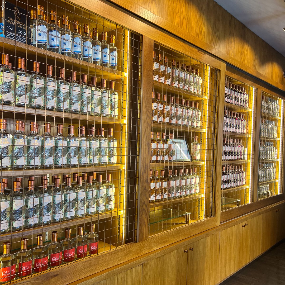 drinkwhatahoot's tweet photo. Our Pantry Shop is stocked with all the essentials for the perfect drink, from spirirts to glasses! We're open Monday to Saturday so why not pop down and treat yourself🍹

#WhataHoot #drinkwhatahoot #dabbletinkerenjoy #norfolkgin #ginuk #ukgin #drinkaware https://t.co/Rb2O4n1puk