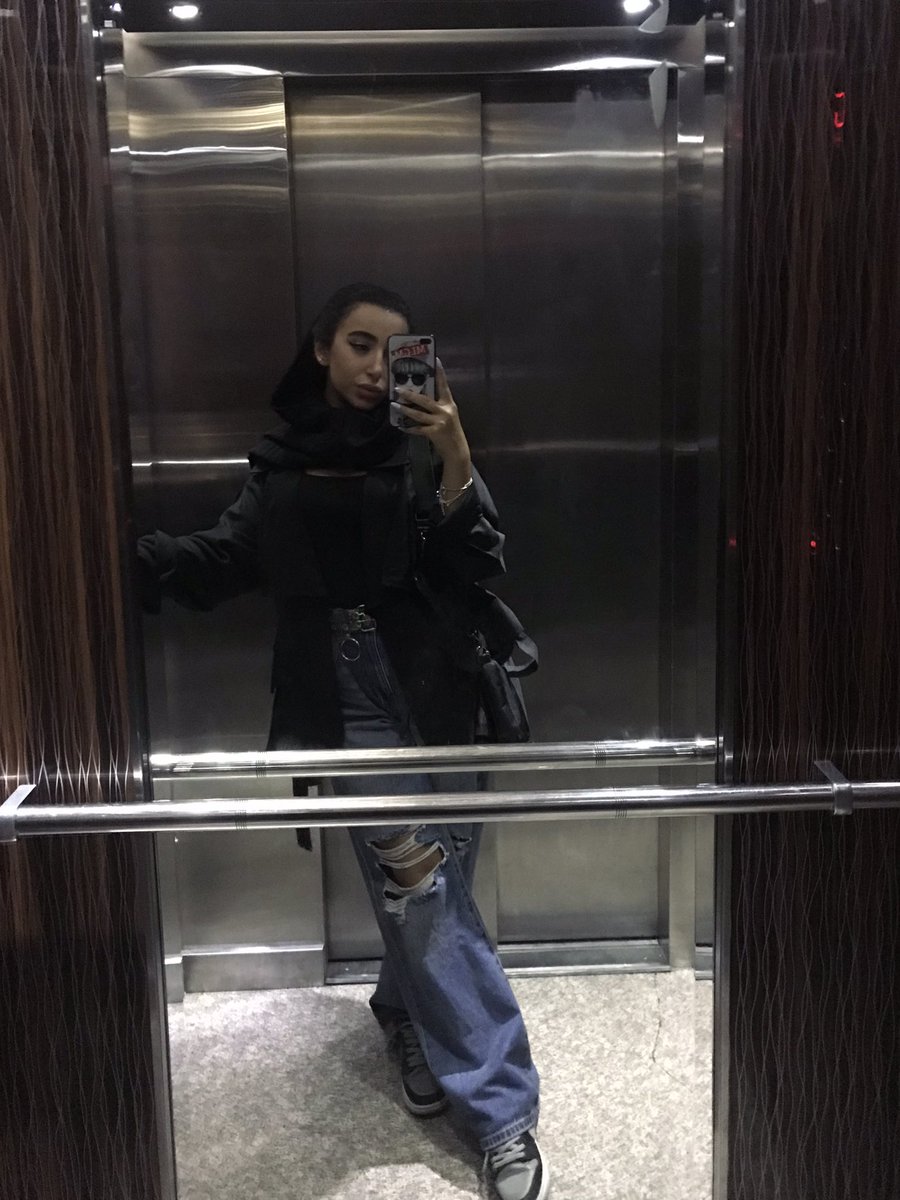 hel18ia's tweet photo. اخراي تير تا وسطاي مرداد . https://t.co/4DdvKEKZdE