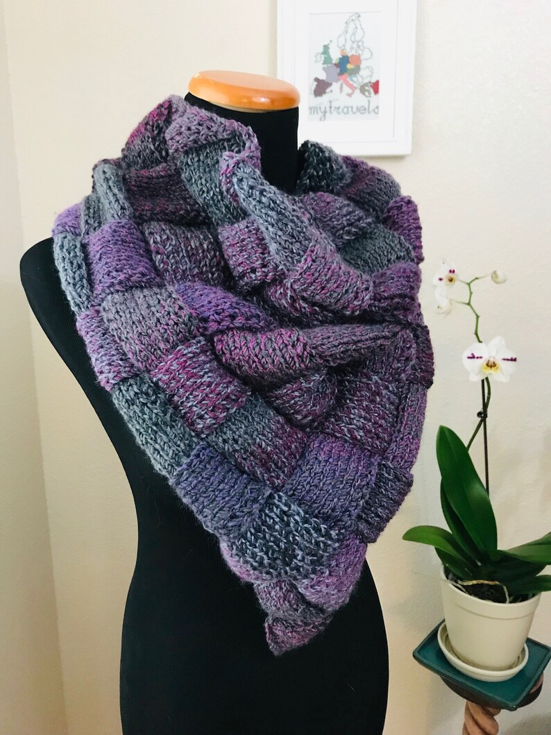 knithacker's tweet photo. Designer Spotlight: Beautiful Entrelac Patterns For Knitters and Crocheters! π https://t.co/DHzFEKbNX5 #knitting #entrelac #crochet #handmade https://t.co/IotyfSryHT