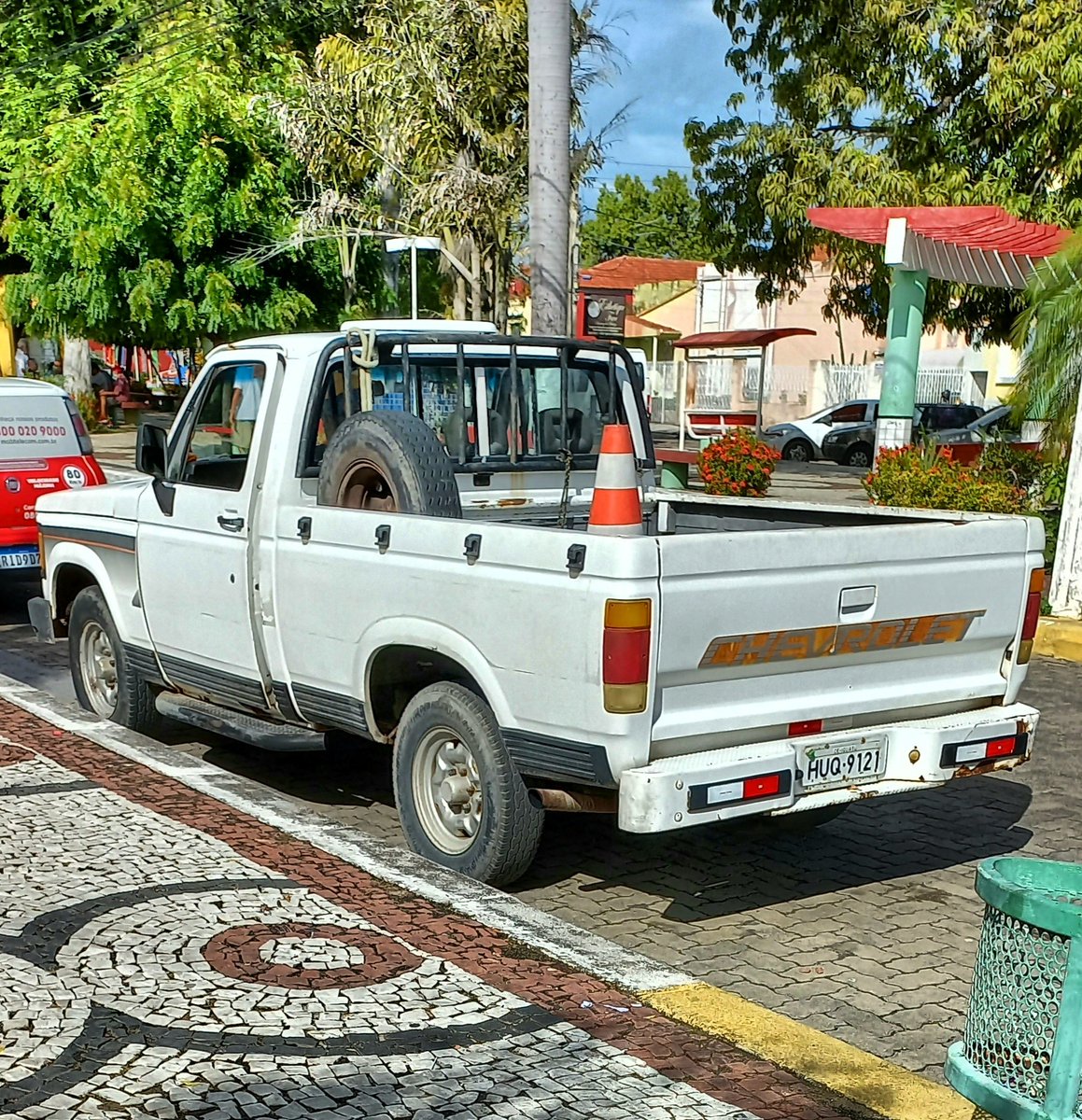 CarrosPodres's tweet photo. #Chevrolet #MercedesBenz #ChevroletD40 #ChevroletD20 #MB1113 #Iguatu #Ceara #Brasil https://t.co/sBXje8UJ8w
