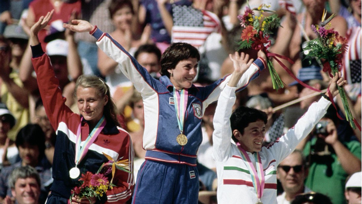 🏅39 years ago, the Olympic Games Los Angeles 1984 marked a pivotal shift for ♂️ women in sport, shattering stereotypes &amp; changing the way female athletes were perceived, with 23% female athletes for the 1st time.💪

More about these pathbreaking Games:
olympics.com/ioc/legacy/los…