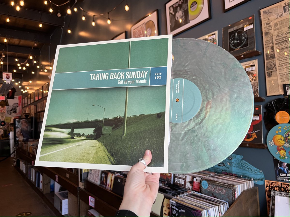 Think this may have sold already but couldn't help sharing this photo cuz the color variant is WILD