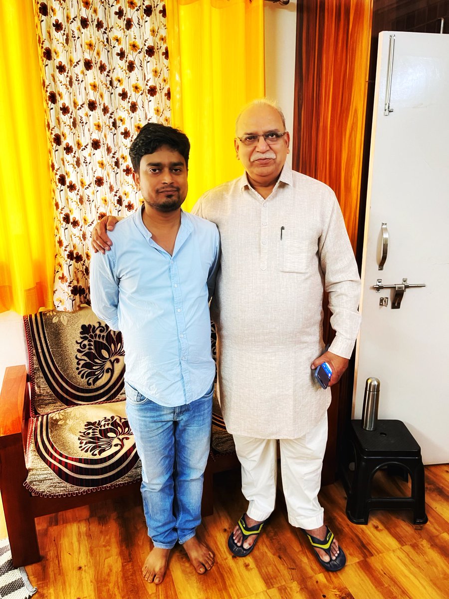 rannvijay's tweet photo. Had wonderful meeting with Dinkar Sabnis ji, Rashtriya Sangathan Mantri. https://t.co/QRvEecRivg