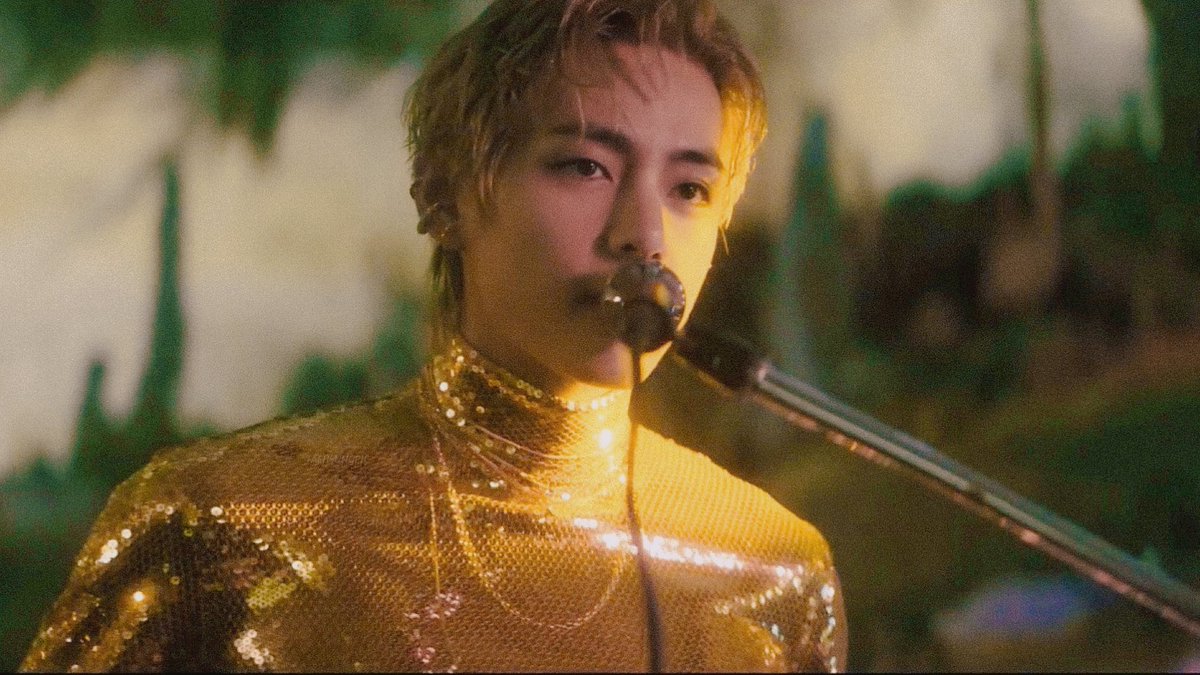 taehyungpic's tweet photo. 𝑖 𝑤𝑖𝑠ℎ 𝑦𝑜𝑢 𝑐𝑜𝑢𝑙𝑑 𝑙𝑜𝑣𝑒 𝑚𝑒 𝑎𝑔𝑎𝑖𝑛... 

#V_Layover #LoveMeAgainByV https://t.co/rwGjSlYMh1