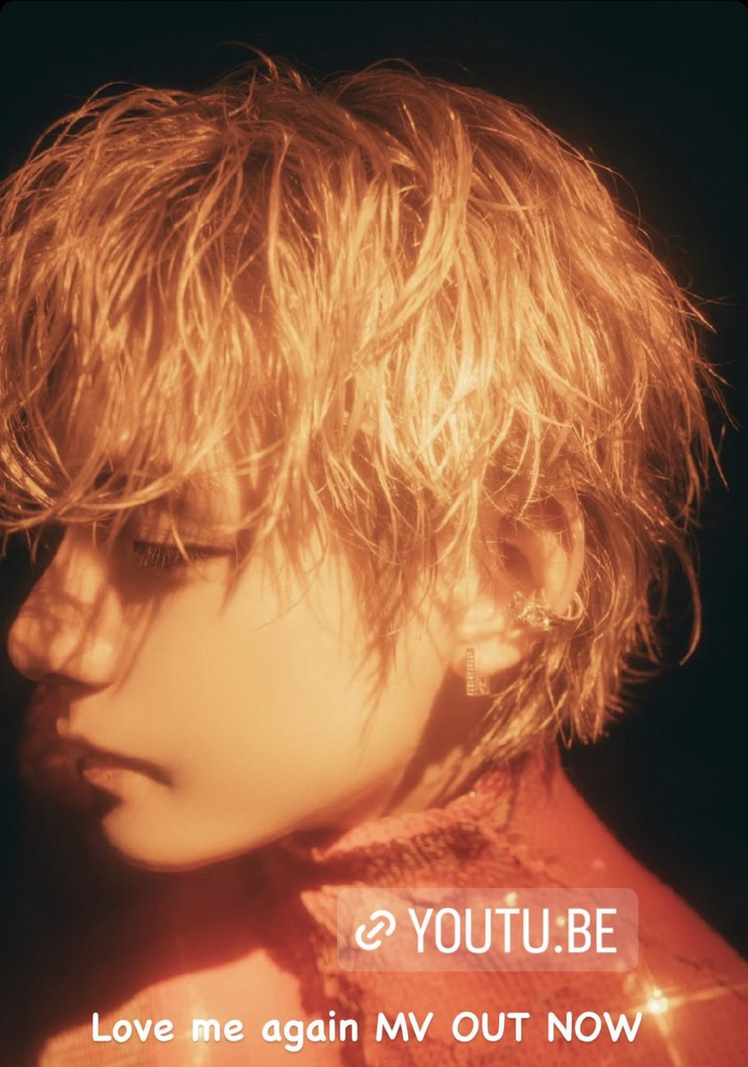 thv_123001's tweet photo. 上手く言葉にできませんがただMV公開前「緊張するけど幸せだ」と貴方が伝えてくれたことを思い出してます。私も緊張しながら観ました。観終わった後やっと貴方が作った作品に出会えたとそれだけで幸せを感じて胸がいっぱいになりました。スタートラインに立った貴方になんだかほっとしてます。#NewV https://t.co/EHKDYy8x3e