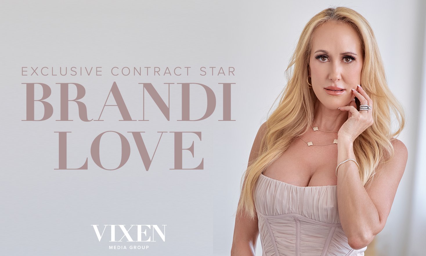 Все порно фото с Брэнди Лав / Brandi Love смотри бесплатно