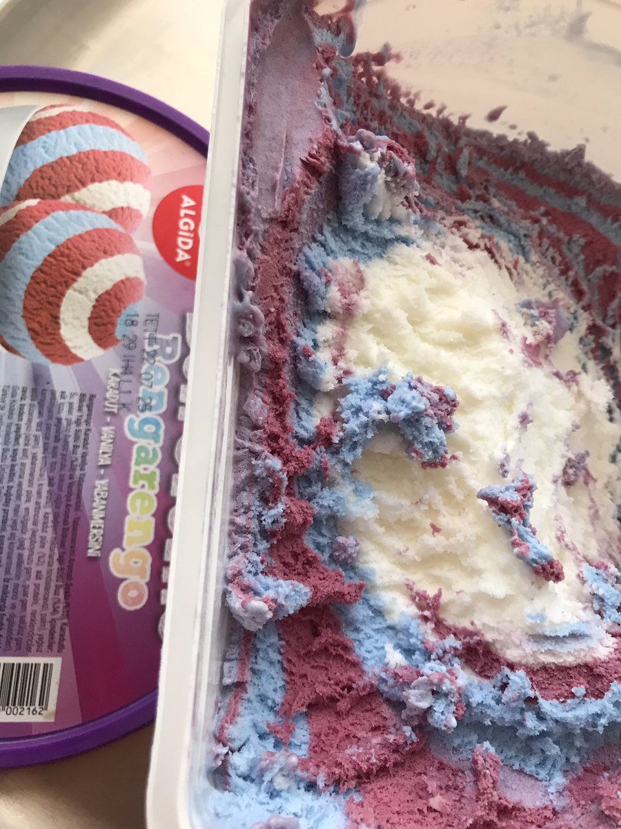 Ha uşağım dondurmam nasiii 
@betylozturk