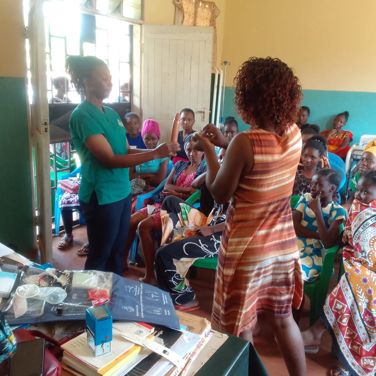 RisingWinners's tweet photo. Outstanding part of the #HerSpaceKlf engagement with #AGYW was the condom negotiation discussion & condom demonstration. It demonstrated need for access to #CSE n' consistent #IMBR approach of peer education among #AGYW in Kilifi County #HerVoiceMatters #HerSpaceKlf #HerVoiceFund https://t.co/zROk3CEA08