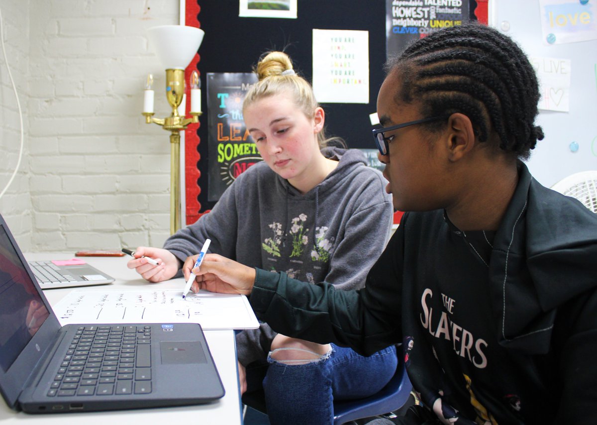 MSJSchoolofEd's tweet photo. 📷We are still looking for MSJ students, in any major, to work as a Math and/or Literacy tutor at Delhi Middle School. Pay is $20 per hour.

Click the link below to apply:
https://t.co/LRPOsJg6IE https://t.co/OocJPqWMsD