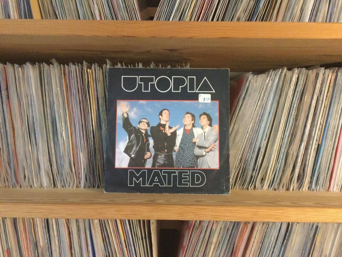 OMWtje's tweet photo. @Toddlino @TRiFanOK @toddrundgren And this is the cover! #mated #utopia @toddrundgren https://t.co/aRbL2Wnhrf
