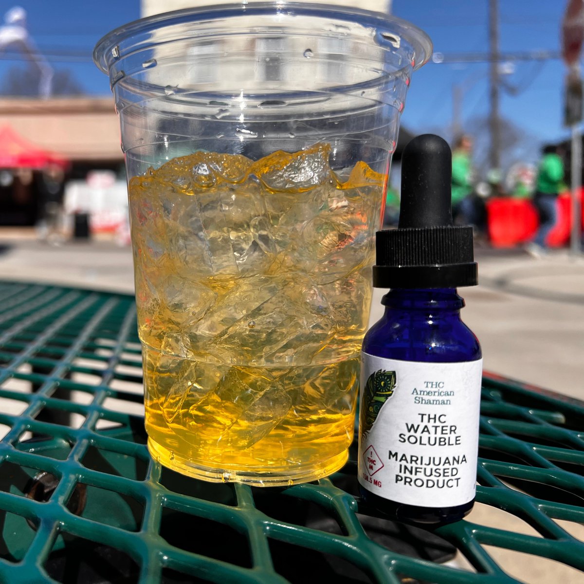 THCAmericanSh's tweet image. 🥤 How are you spicing up your Thirsty Thursday with THC American Shaman water-solubles? 🔮💧 

#ThirstyThursday #HydrationMagic