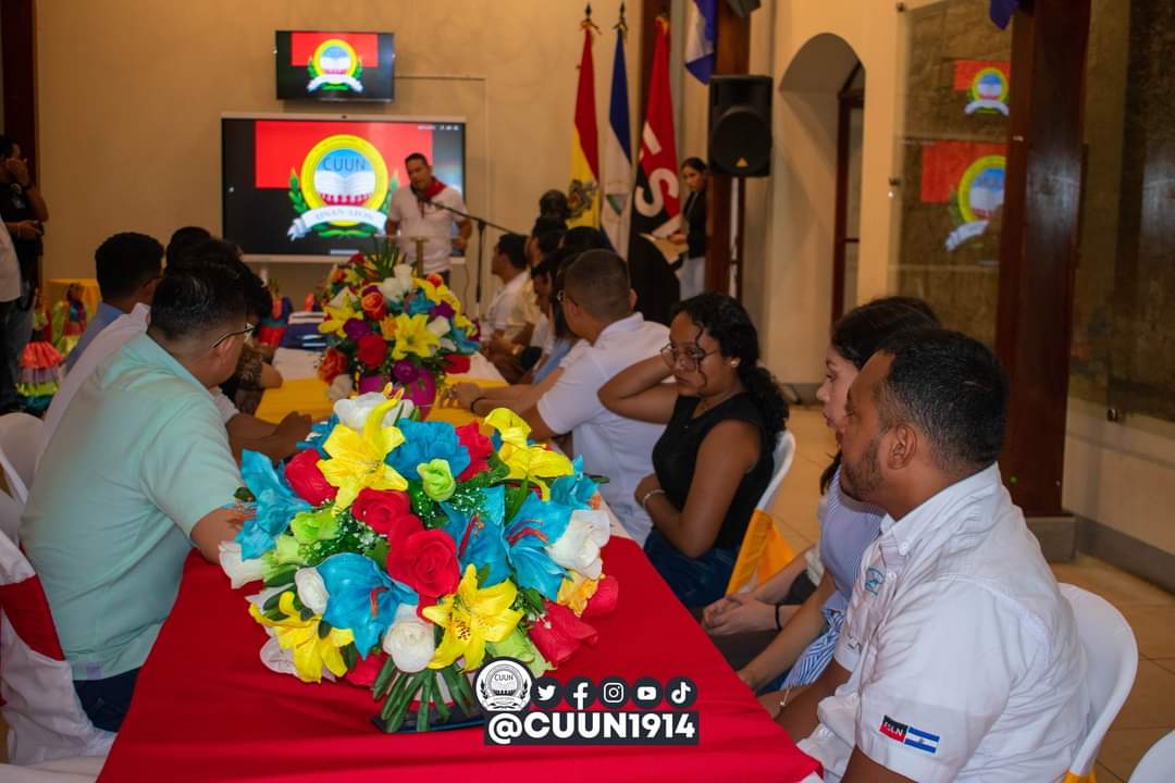 cuununan's tweet photo. Entrega de reconocimientos y Beca a la Excelencia Académica "Comandante Carlos Fonseca Amador" a estudiantes con las mejores calificaciones de cada CUR, Facultades y Escuela de nuestra UNAN-León en el primer semestre del año lectivo 2023.   

#VidaEstudiantil
#CUUN1914 https://t.co/z55LPrwrL2
