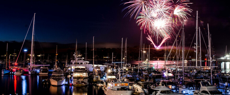Fancy seeing the Falmouth Week firework display out on the water? Then head to <a href="/FalRiver/">Fal River Cornwall</a> to book tickets for their fabulous Fireworks Cruise! Taking place on Friday 11th August, all the details and a link to purchase tickets, can be found here falriver.co.uk/whats-on/7955-…