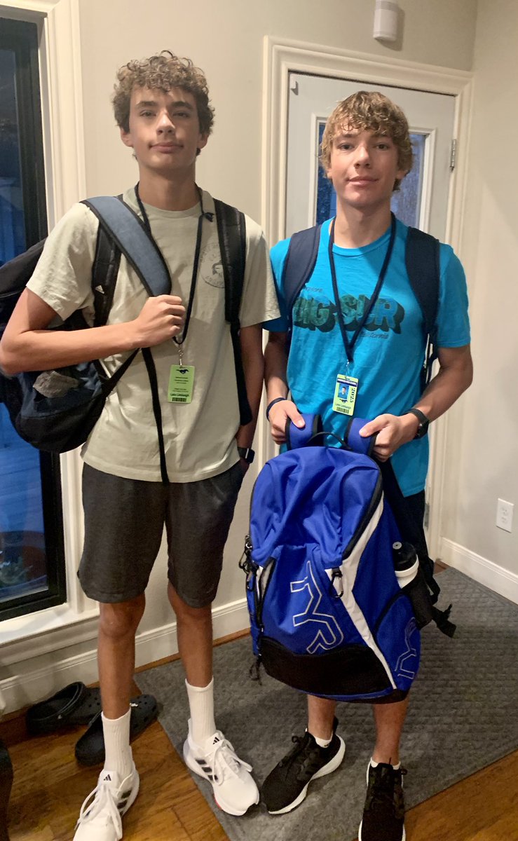 1st day! Junior / Freshman year. <a href="/HumbleISD_KHS/">Kingwood High School</a> <a href="/khsswimdive/">Kingwood Swim & Dive</a> #KINGWOODALLIN