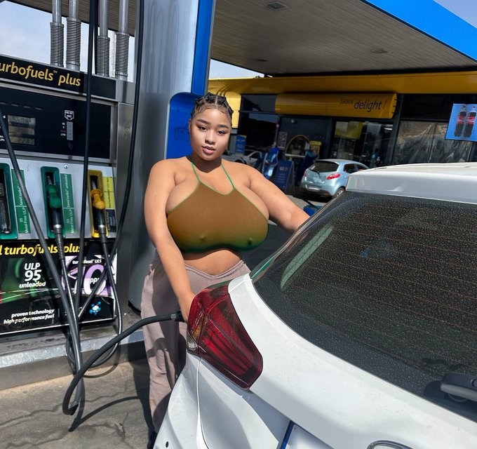 Cornrows and no makeup on me? https://t.co/XOOjHnk5AD<a href="/tag/fathersday"class="tags"><span>#fathersday</span></a>