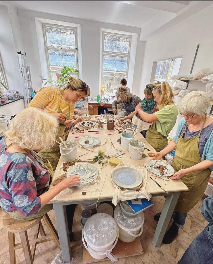 CASTCornwall's tweet photo. OPPORTUNITY TO RUN THE CERAMIC STUDIO AT CAST

CAST is seeking a ceramic artist to take on the role of tenant and manager for the fully equipped ceramic studio, Brickworks at CAST.

Full details: https://t.co/iVr8cwH8QE
Deadline Monday, September 4th

#castcornwall #helston https://t.co/e1JCzngA4F