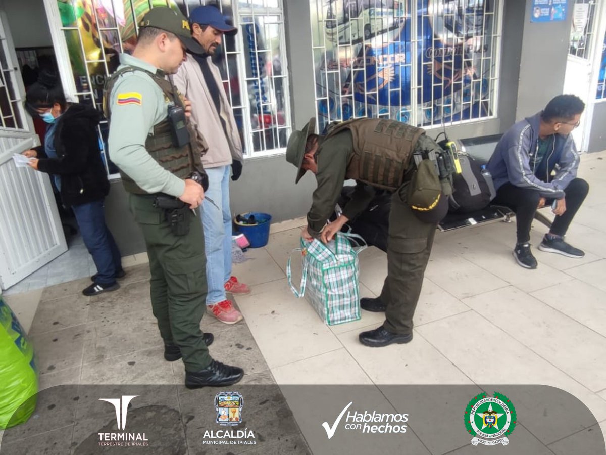 El grupo de protección al turismo y patrimonio nacional, en conjunto con el grupo de protección ambiental y ecológica de la Policia Nacional de Colombia, realizan inspecciones permanentes en las instalaciones de la Terminal Terrestre De Pasajeros Ipiales.