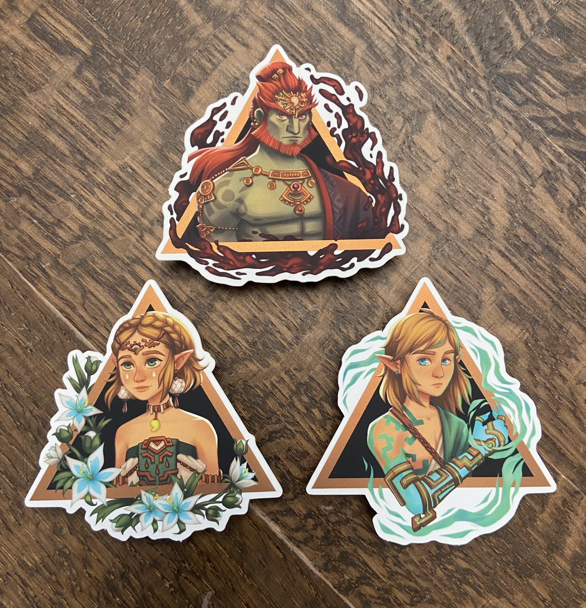 alyssa_tallent's tweet photo. New #totk stickers in my shop! I’m very happy with how they turned out 🎉 

https://t.co/SFu6HfrmH7 https://t.co/lopk69QTjT