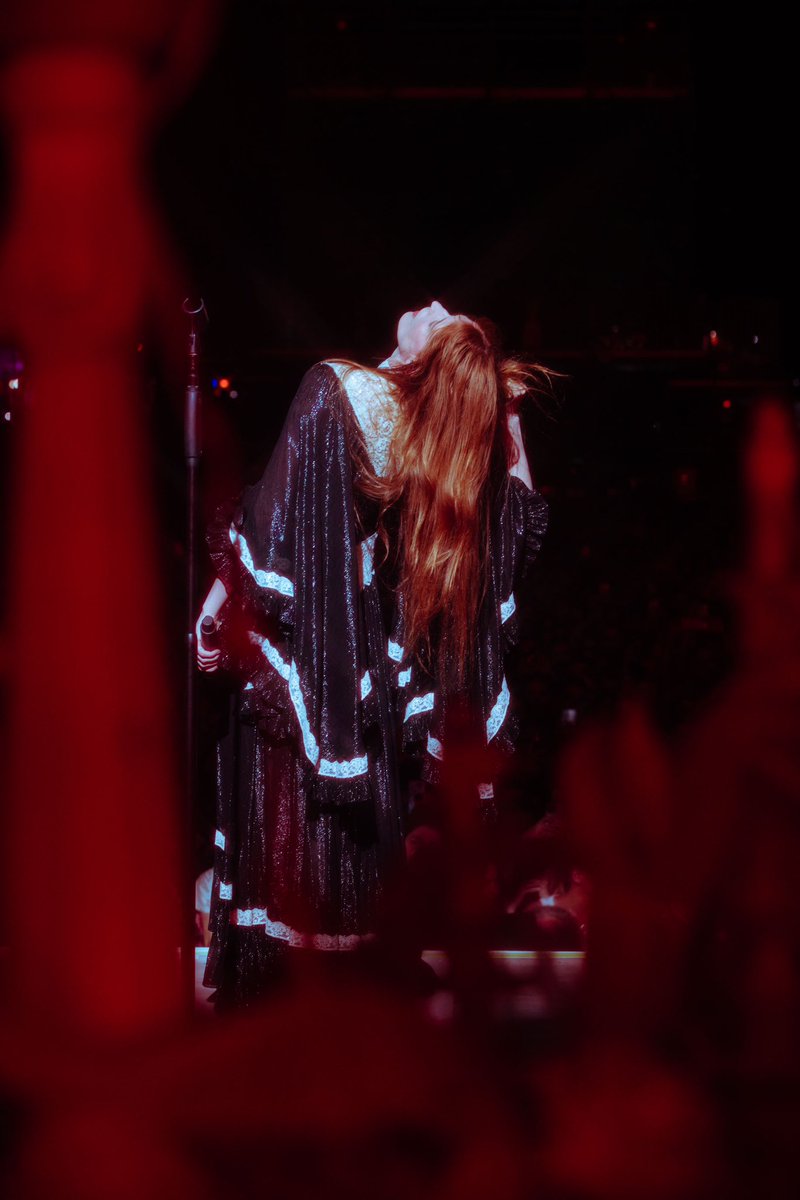 Florence + the Machine tweet media