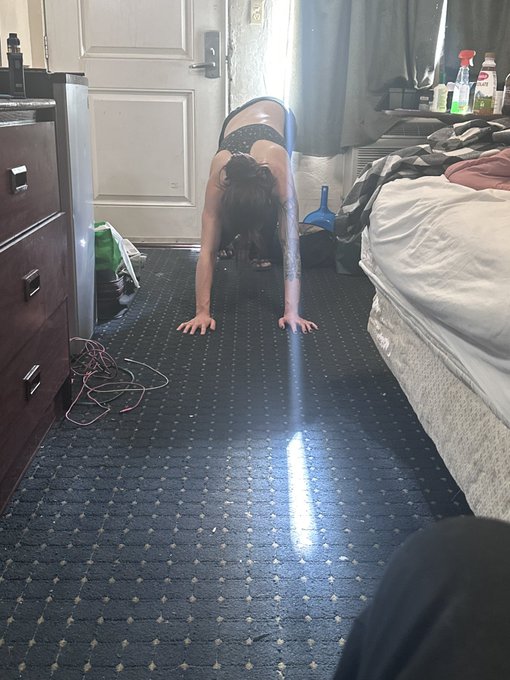 I&rsquo;m up just doing my morning yoga. Have to get flexible (; #workout #yoga #yogagirl #pics #adultmodel<a href="/tag/yoga"class="tags"><span>#yoga</span></a><a href="/tag/workout"class="tags"><span>#workout</span></a><a href="/tag/pics"class="tags"><span>#pics</span></a><a href="/tag/adultmodel"class="tags"><span>#adultmodel</span></a><a href="/tag/yogagirl"class="tags"><span>#yogagirl</span></a><a href="/tag/ph"class="tags"><span>#ph</span></a>