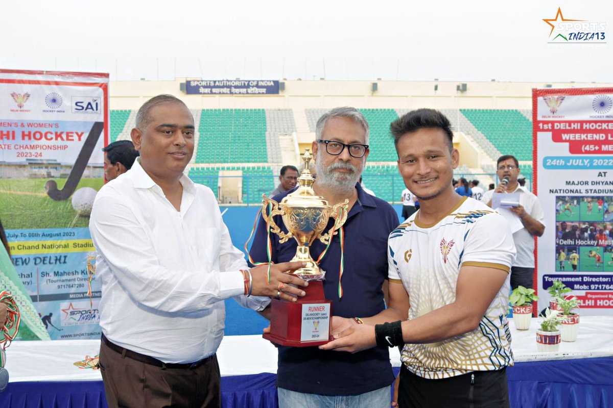 OrgSectry_AICDA's tweet photo. Congrats to Shri Krishna Panwar, TA, HRM I @dghrd_cbic @cbic_india who participated as skipper of the Delhi Hockey state team  and secured runner up trophy in the  prestigious Delhi Hockey Open Sr. Men's championship- 2023-24, which held in Delhi from 15.07.2023 to 06.08.2023 https://t.co/oogQh37jab