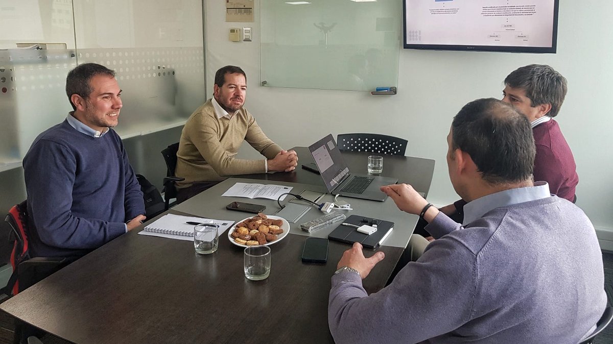 CooperacionArg's tweet photo. Cooperación entre 🇦🇷 y 🇨🇱: finaliza la misión de capacitacion e intercambio de experiencias en compras públicas y digitalización de pequeñas empresas que impulsa el Proyecto #FOAR "Fortalecimiento de sector PyME frente a los desafíos de la pandemia de Covid-19". https://t.co/8IAUXXQWI8