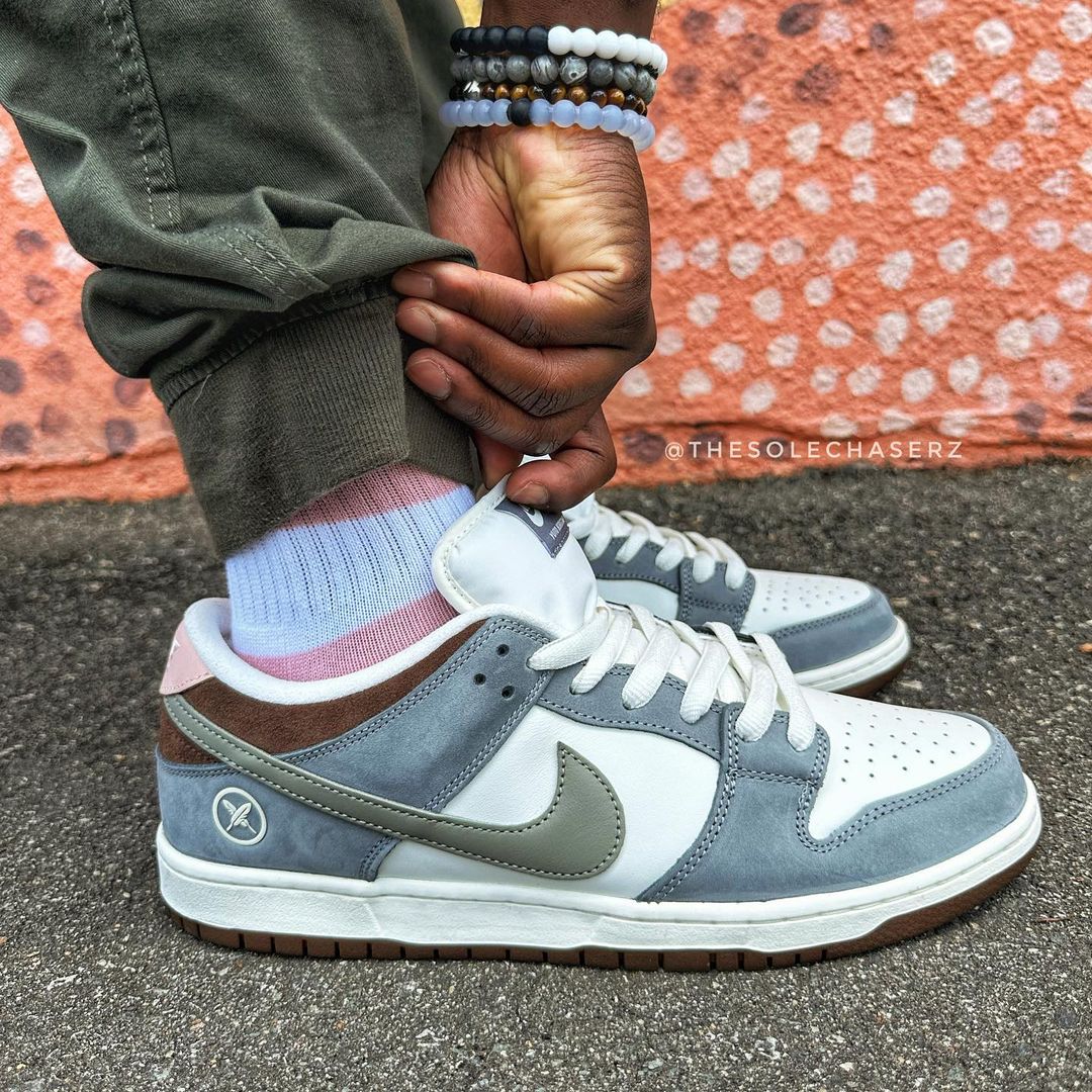 NIKE SB DUNK LOW "SHADOW"