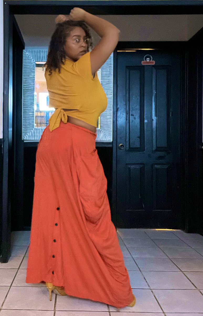 autogaiagraphy's tweet photo. Addicted to furthering my Alignment. 🧘🏽‍♀️

👖: @AlignedGoddess https://t.co/xAOiyIXEC1