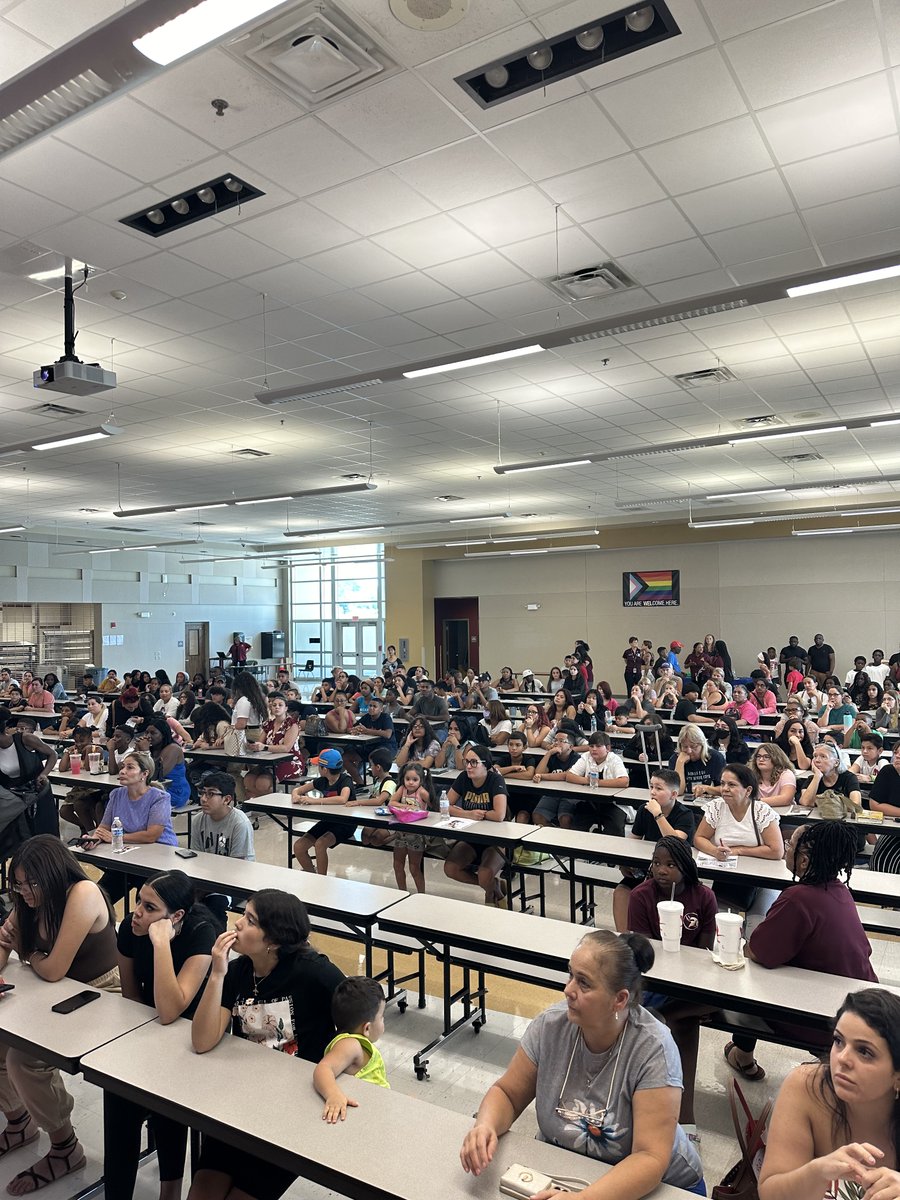 WalkerMS_OCPS's tweet image. Wow, I had such a great time at the open house and 6th-grade orientation! I just wanted to give a big thank you to all the amazing people who helped make the night such a huge success. You all did an awesome job!