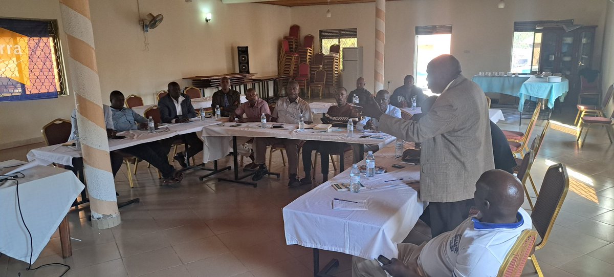 6 Dairy coopertive Unions in Western Uganda undergoing member commitment training.  Aimed at attracting loyalty from member primary cooperatives. Unions resolved to identify business cases that appeal to the needs of their members as a pillar to hinge on.<a href="/SNV_Uganda/">Ape TerminaI ‧</a> @AgriterraUG
