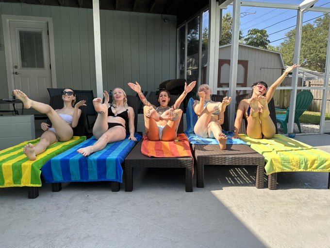 Fun shot day with @BillWho47 @RealMariaAnjel @HaileyElskov and @summer_raez69 !! https://t.co/tDiXFU<a class="tags" target="_blank" title="On Twitter" href="/?out=eyJ0eXAiOiJKV1QiLCJhbGciOiJIUzUxMiJ9.eyJpYXQiOjE3MjUwNDk3NDUsImlzcyI6InR3cG9ybnN0YXJzLmNvbSIsIm5iZiI6MTcyNTA0OTc0NSwiZXhwIjoxNzU2NTg1NzQ1LCJyZWRpcmVjdF91cmwiOiJodHRwczovL3R3aXR0ZXIuY29tL0JpbGxXaG80NyJ9.iYoL22imfYvYBjJpt7IgAb6EB-TpjaX0nosuJPTwSbZ1G003h2SfkNohvQ8D1aRQoi3ya6P35XJG3b-DoO6Cqw">@BillWho47</a><a class="tags" href="/tag/realmariaanjel">@realmariaanjel</a><a class="tags" target="_blank" title="On Twitter" href="/?out=eyJ0eXAiOiJKV1QiLCJhbGciOiJIUzUxMiJ9.eyJpYXQiOjE3MjUwNDk3NDUsImlzcyI6InR3cG9ybnN0YXJzLmNvbSIsIm5iZiI6MTcyNTA0OTc0NSwiZXhwIjoxNzU2NTg1NzQ1LCJyZWRpcmVjdF91cmwiOiJodHRwczovL3R3aXR0ZXIuY29tL0hhaWxleUVsc2tvdiJ9.7CRFymuLGCyPntMBAHiUv37IW4DB1Zzlwg0XXIrPPuDWKC2cBsjjIQLTX_MUQOq_68ZrQHl5kbUyRmP-8SIl3w">@HaileyElskov</a>