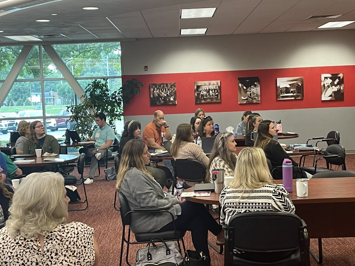 We are excited to meet with our new teachers and staff this morning for orientation. Welcome to the Redbird Family!❤️