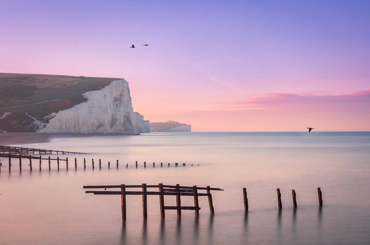 High tide dawn at cuckmere haven

#southdowns 
#cuckmerehaven 
#sevensisters